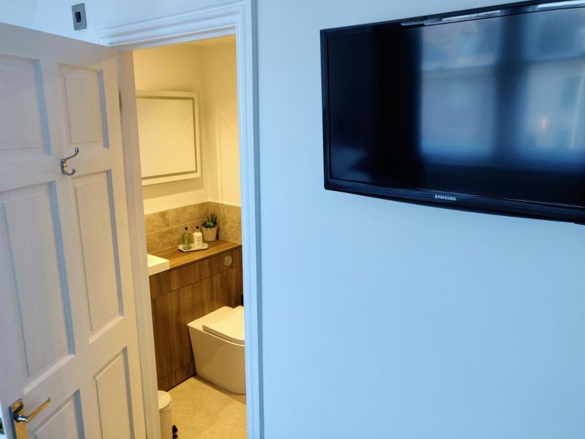 The Wincheap B&B Canterbury Bagian luar foto