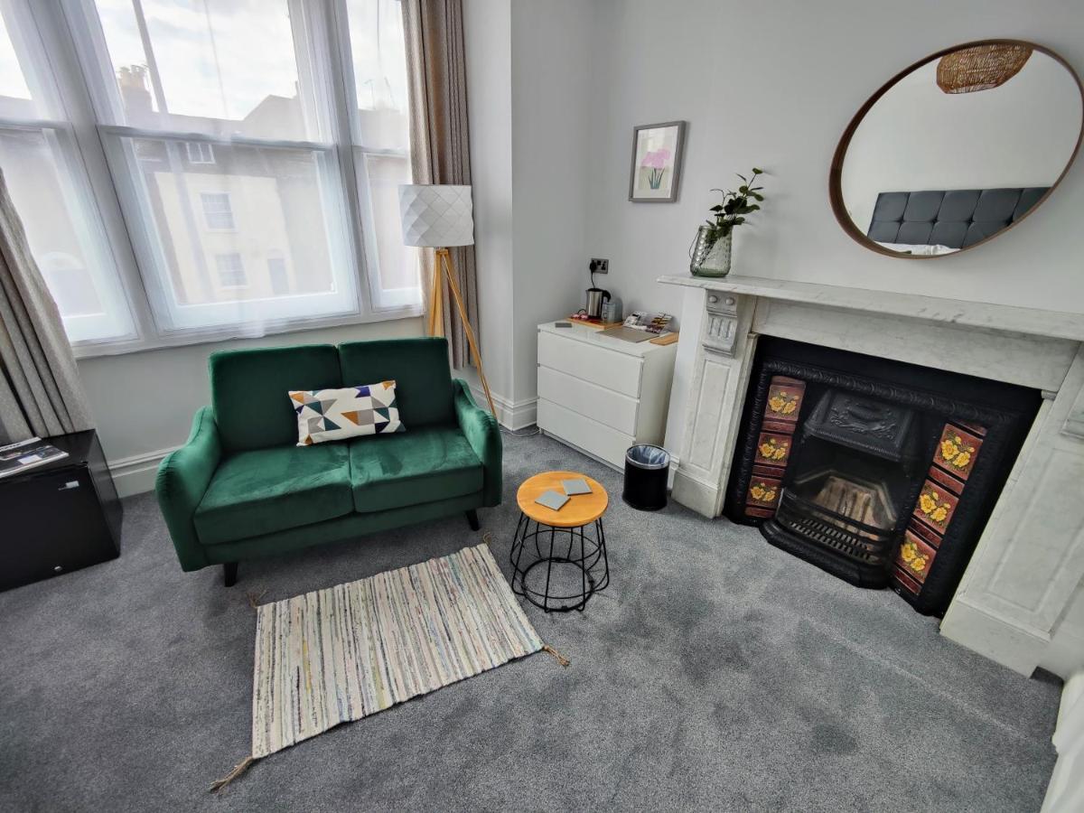 The Wincheap B&B Canterbury Bagian luar foto
