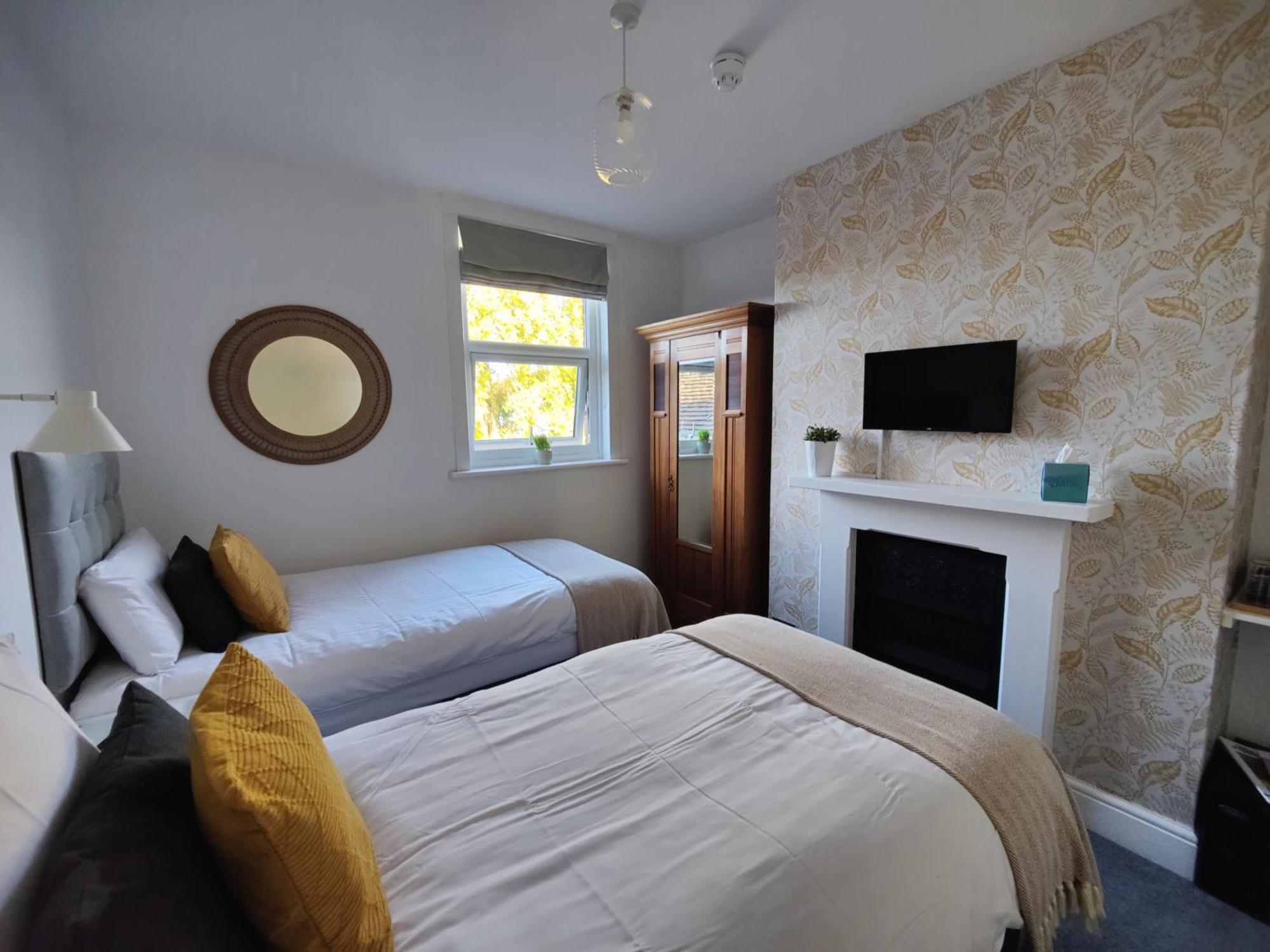 The Wincheap B&B Canterbury Bagian luar foto